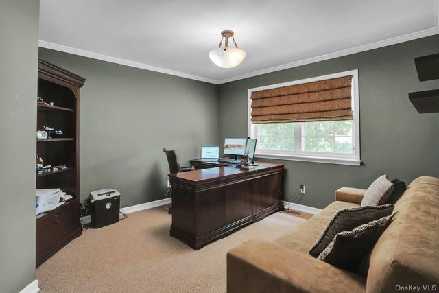 7 Dorm Court, East Setauket, NY 11733
