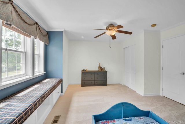 7 Dorm Court, East Setauket, NY 11733