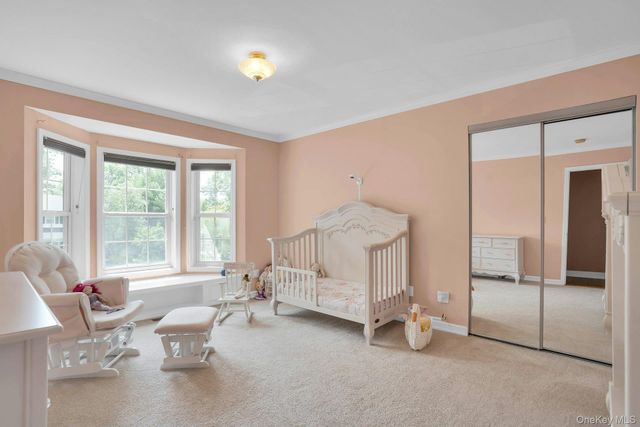 7 Dorm Court, East Setauket, NY 11733