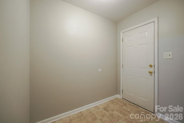 829 4th Avenue SW, Hickory, NC 28602