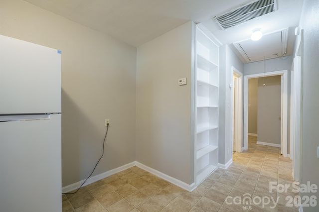 829 4th Avenue SW, Hickory, NC 28602