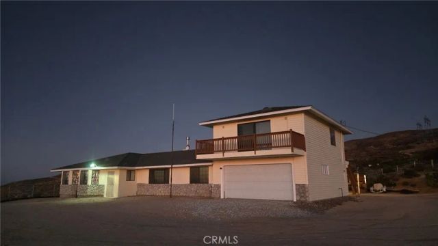 8448 Milpas Drive, Apple Valley, CA 92308