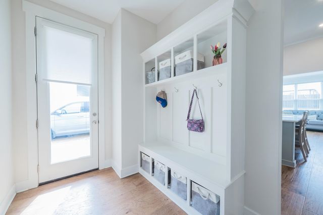 5897 LINDEN OAK DR E, Arlington, TN 38002