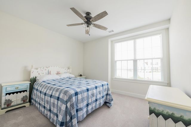 5897 LINDEN OAK DR E, Arlington, TN 38002