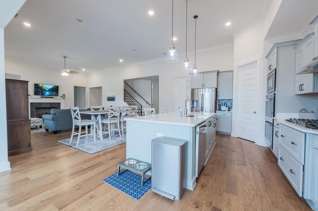 5897 LINDEN OAK DR E, Arlington, TN 38002