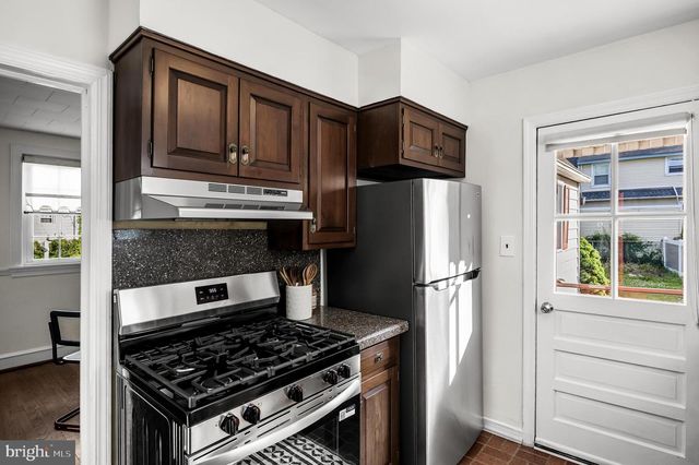 41 E CRYSTAL LAKE AVE, Haddon Township, NJ 08108