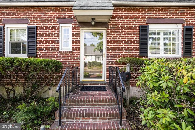 41 E CRYSTAL LAKE AVE, Haddon Township, NJ 08108