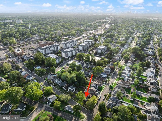 41 E CRYSTAL LAKE AVE, Haddon Township, NJ 08108