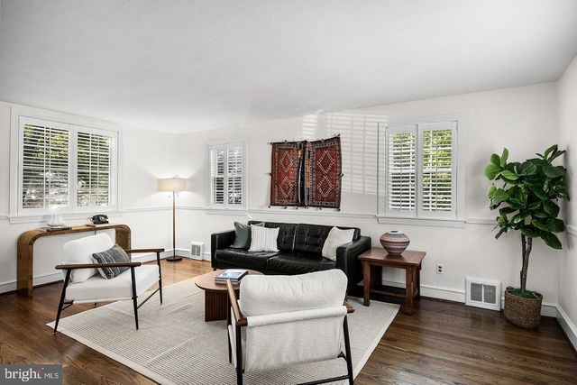 41 E CRYSTAL LAKE AVE, Haddon Township, NJ 08108