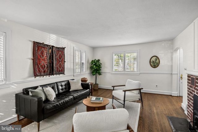 41 E CRYSTAL LAKE AVE, Haddon Township, NJ 08108