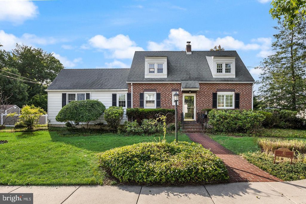 41 E CRYSTAL LAKE AVE, Haddon Township, NJ 08108