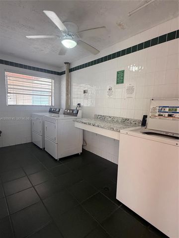 13100 SW 92nd Ave A-PH7, Miami, FL 33176