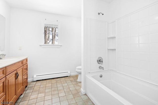 2 Beemer Rd, Wantage Twp., NJ 07461