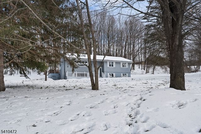 2 Beemer Rd, Wantage Twp., NJ 07461