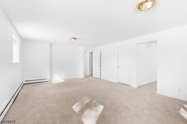 2 Beemer Rd, Wantage Twp., NJ 07461