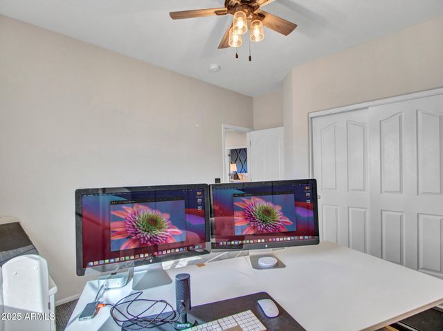 4326 W KENAI Drive, New River, AZ 85087