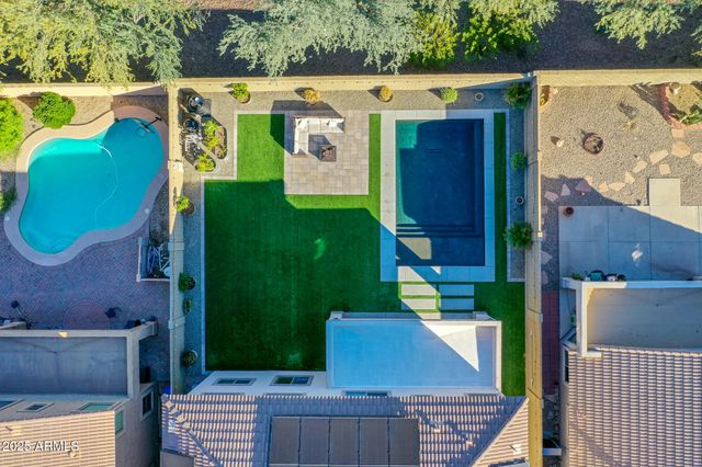 4326 W KENAI Drive, New River, AZ 85087