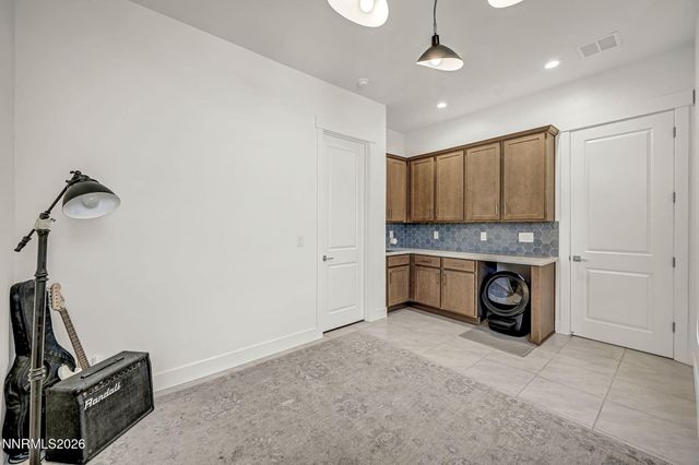 7607 Calypso Drive, Sparks, NV 89436