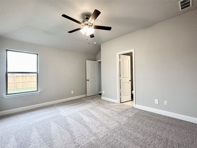 1428 Waverley Drive, Greenville, TX 75402