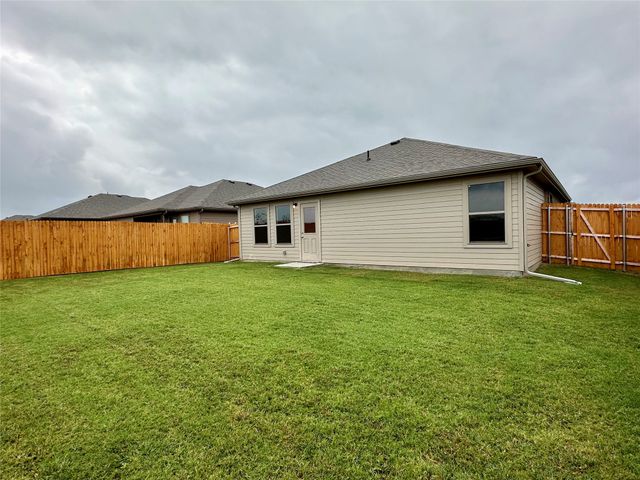 1428 Waverley Drive, Greenville, TX 75402