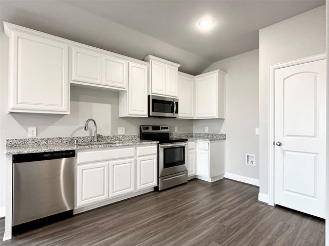 1428 Waverley Drive, Greenville, TX 75402