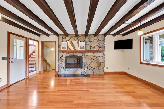 235 N Westfield St, Agawam, MA 01030