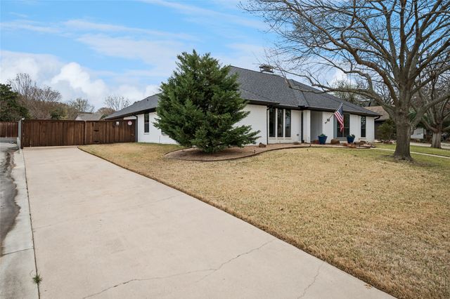 4001 Copperwood Court, Colleyville, TX 76034