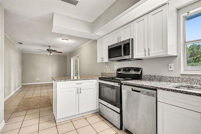 1534 HALLAM COURT S, Lakeland, FL 33813