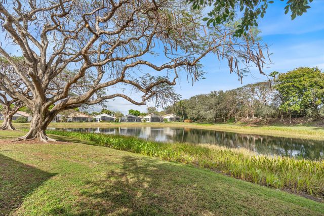 7585 Las Cruces Court, Boynton Beach, FL 33437