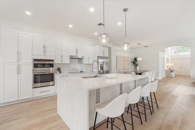 7585 Las Cruces Court, Boynton Beach, FL 33437