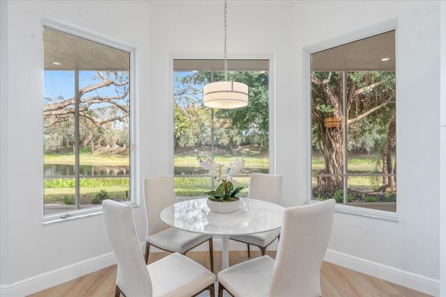 7585 Las Cruces Court, Boynton Beach, FL 33437