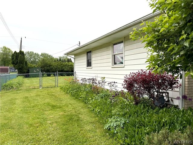 4005 Staley Drive, Hamburg, NY 14075