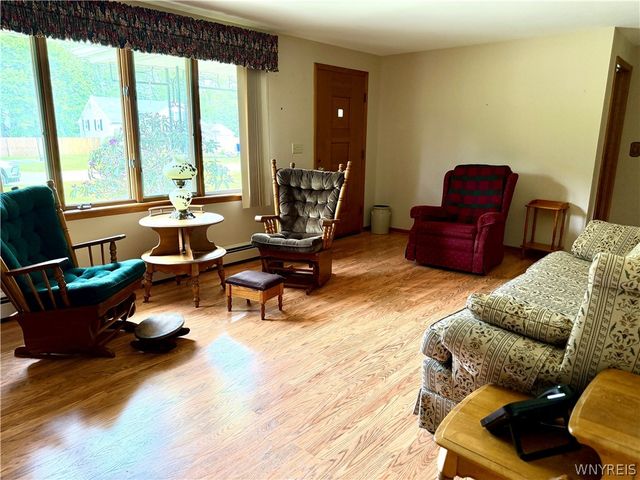 4005 Staley Drive, Hamburg, NY 14075