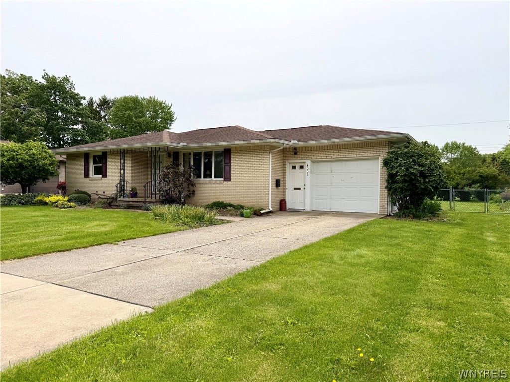4005 Staley Drive, Hamburg, NY 14075
