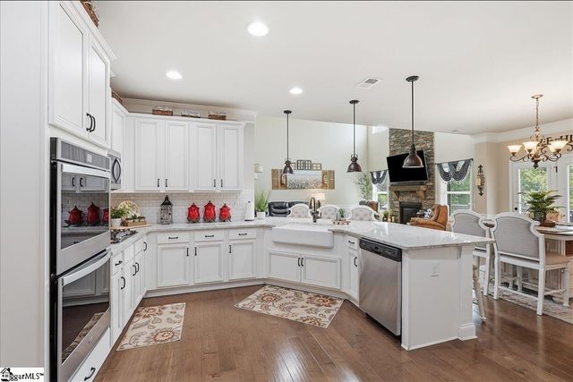 1 Foxmoor Court, Simpsonville, SC 29680