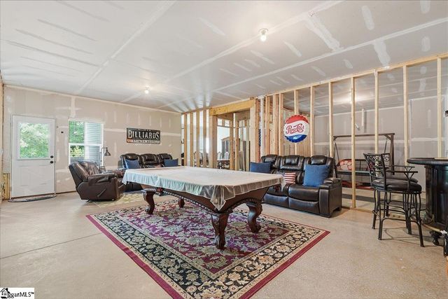 1 Foxmoor Court, Simpsonville, SC 29680