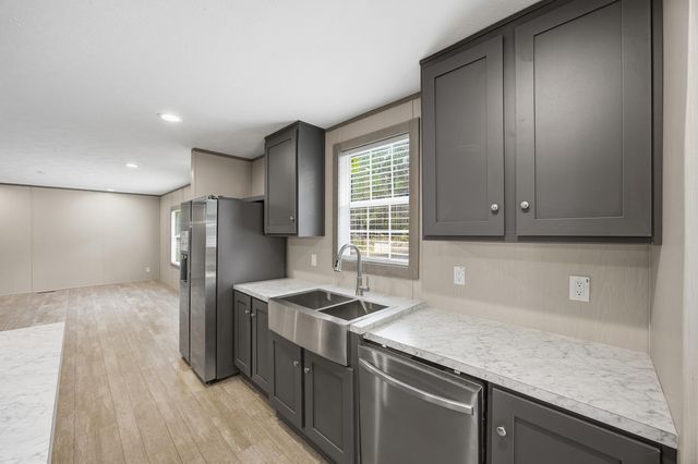 105 Praxis Court, Cottageville, SC 29435