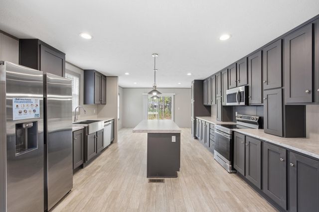 105 Praxis Court, Cottageville, SC 29435