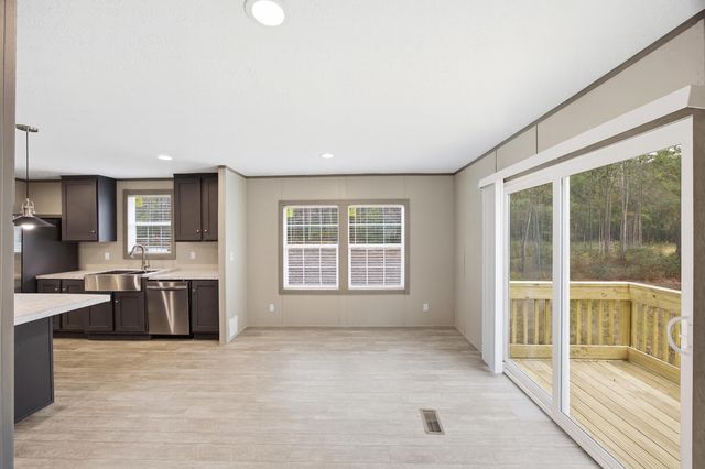 105 Praxis Court, Cottageville, SC 29435