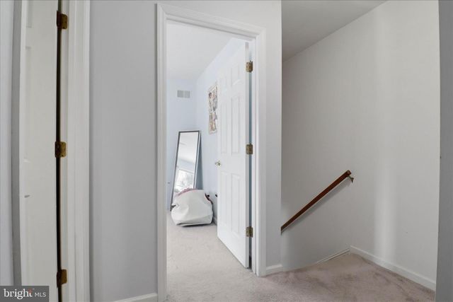 353 COBBLESTONE LN, Lancaster, PA 17601