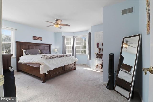 353 COBBLESTONE LN, Lancaster, PA 17601