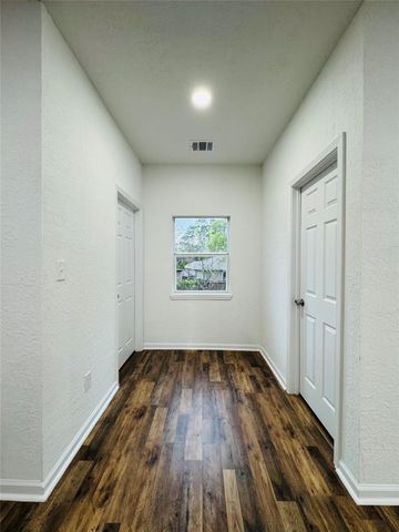 400 Powder River Circle, Conroe, TX 77316