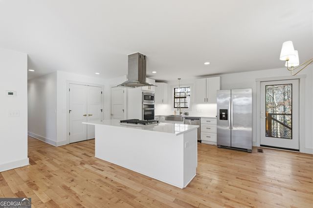 1664 Bell Gap Road, Hiawassee, GA 30546