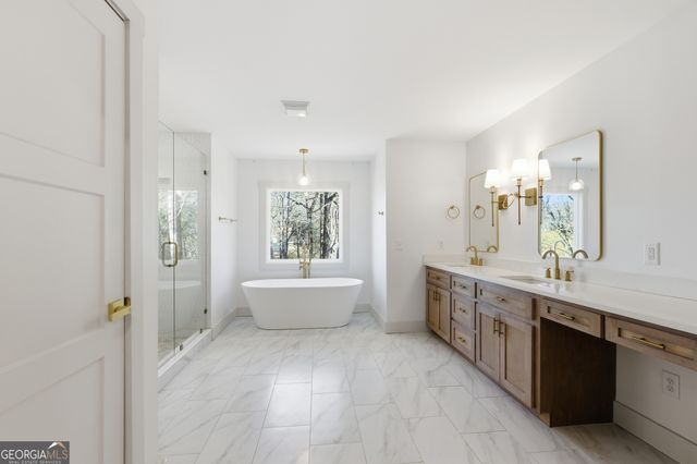 1664 Bell Gap Road, Hiawassee, GA 30546