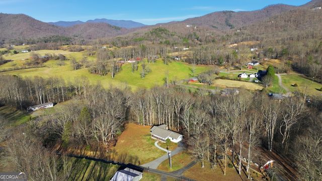 1664 Bell Gap Road, Hiawassee, GA 30546