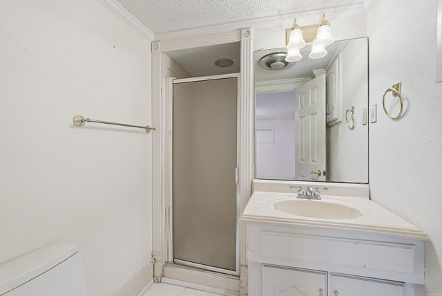 130 Waterside Lane, Hot Springs, AR 71913