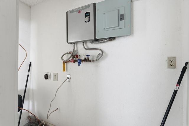 130 Waterside Lane, Hot Springs, AR 71913