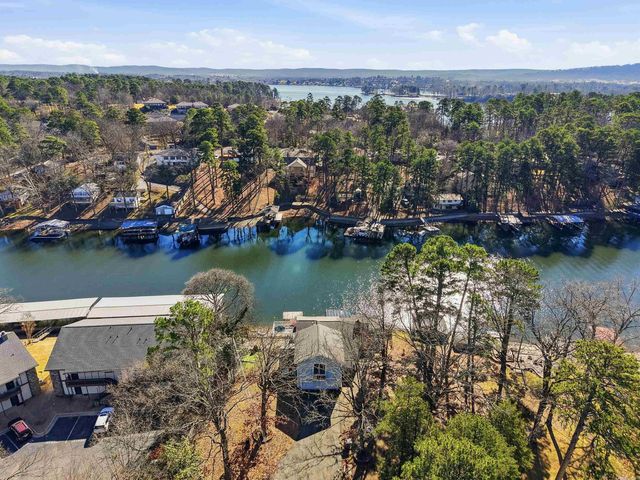 130 Waterside Lane, Hot Springs, AR 71913