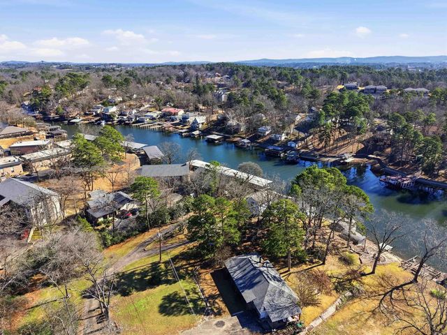 130 Waterside Lane, Hot Springs, AR 71913