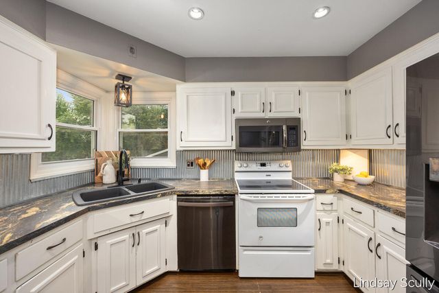 3128 Greenly Street, Hudsonville, MI 49426